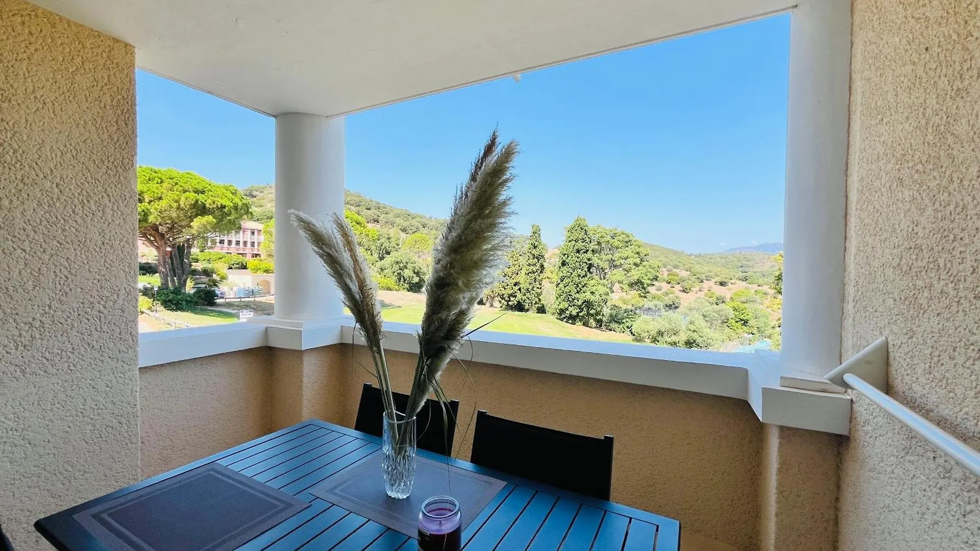 La Perle Blanche Apartment Saint-Raphael
