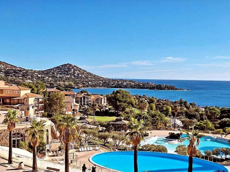 La Perle Blanche Apartment Saint-Raphael