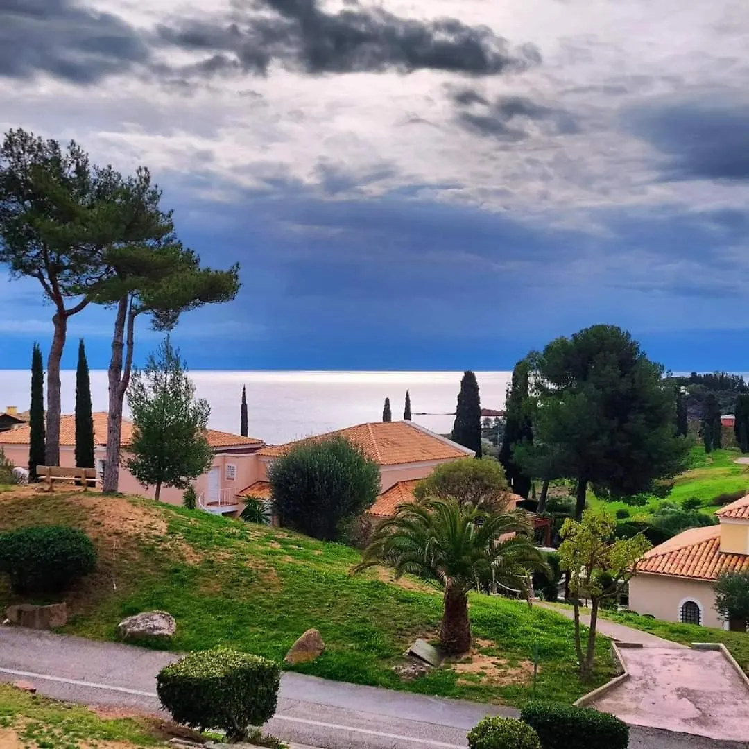 La Perle Blanche Apartment Saint-Raphael  0*, Saint-Raphael (Var) France